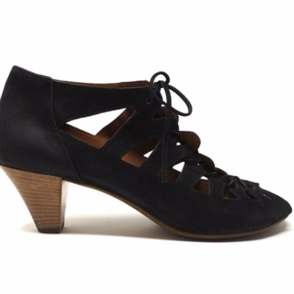 PAUL Green Prague Lace Up Cut Out Peep Toe Block Heel Ankle Bootie Black 7.5 - Picture 1 of 6